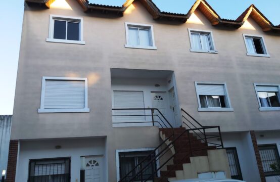 Departamento 3 Amb. Dúplex c/lavadero &#8211; Bº Cerr. Canguro