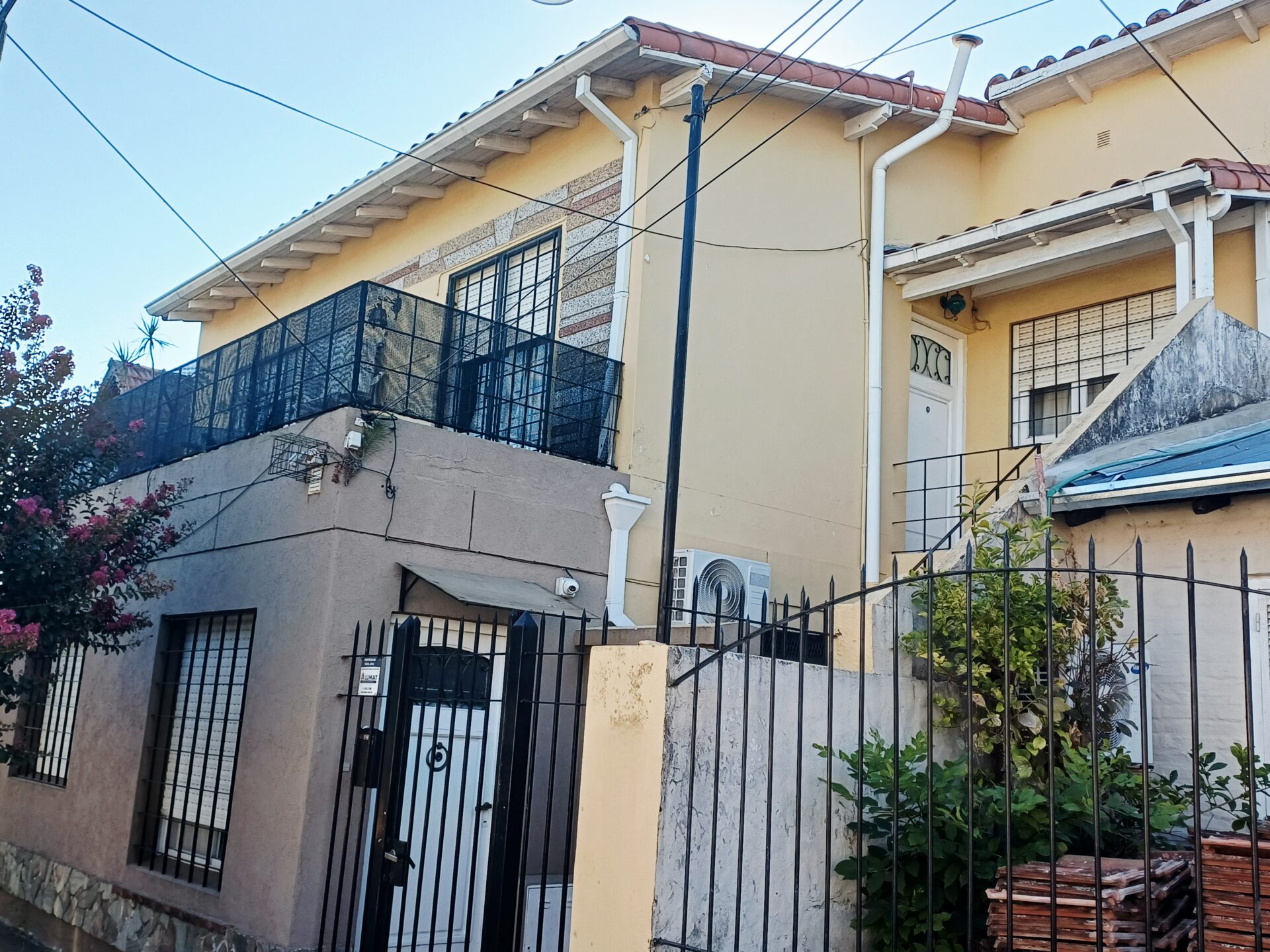 PH 3 Amb. en Planta Alta c/Balcón al Frente y C.Frte. Martínez